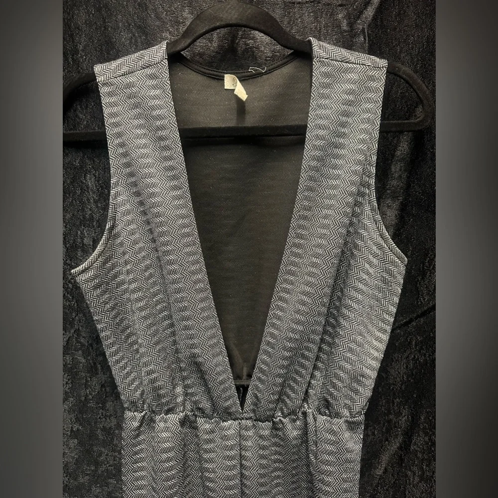 Vintage Y2K Silver Lurex Jumpsuit - Picture 2 of 6
